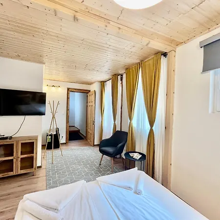 Skyler Vintage Πανσιόν